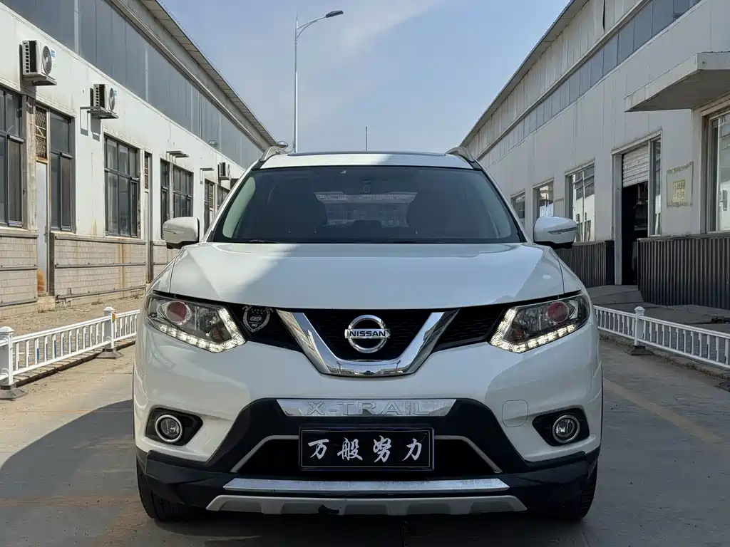 Nissan X-Trail 2015