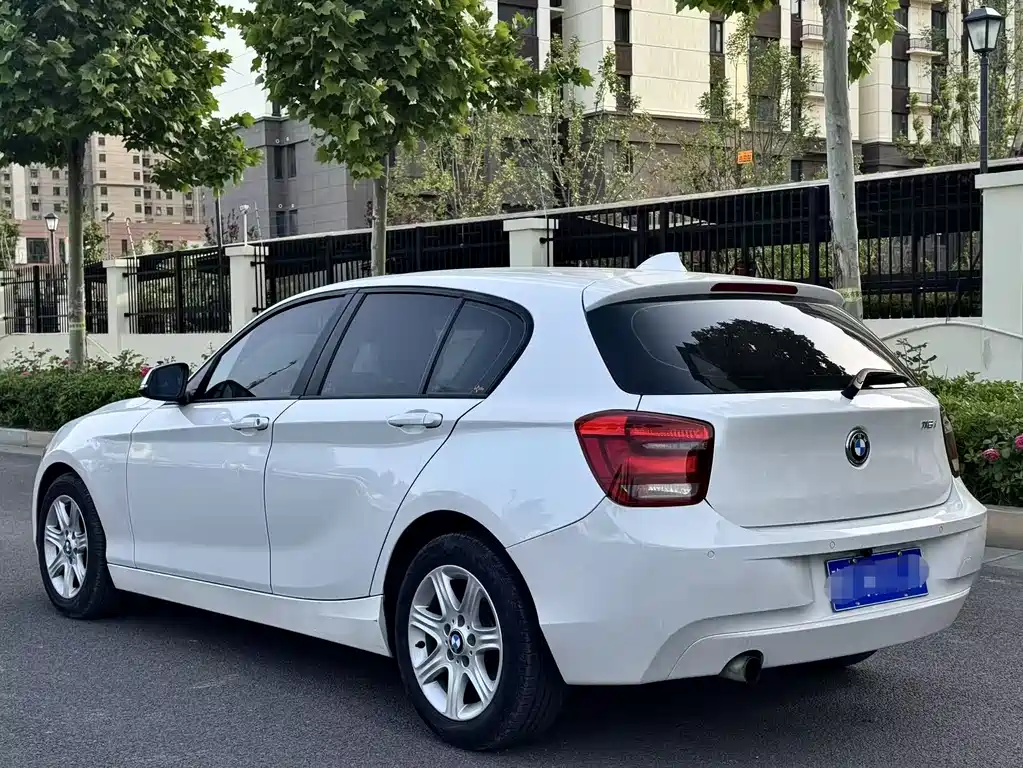 BMW 1 Series 2015 — фото 9