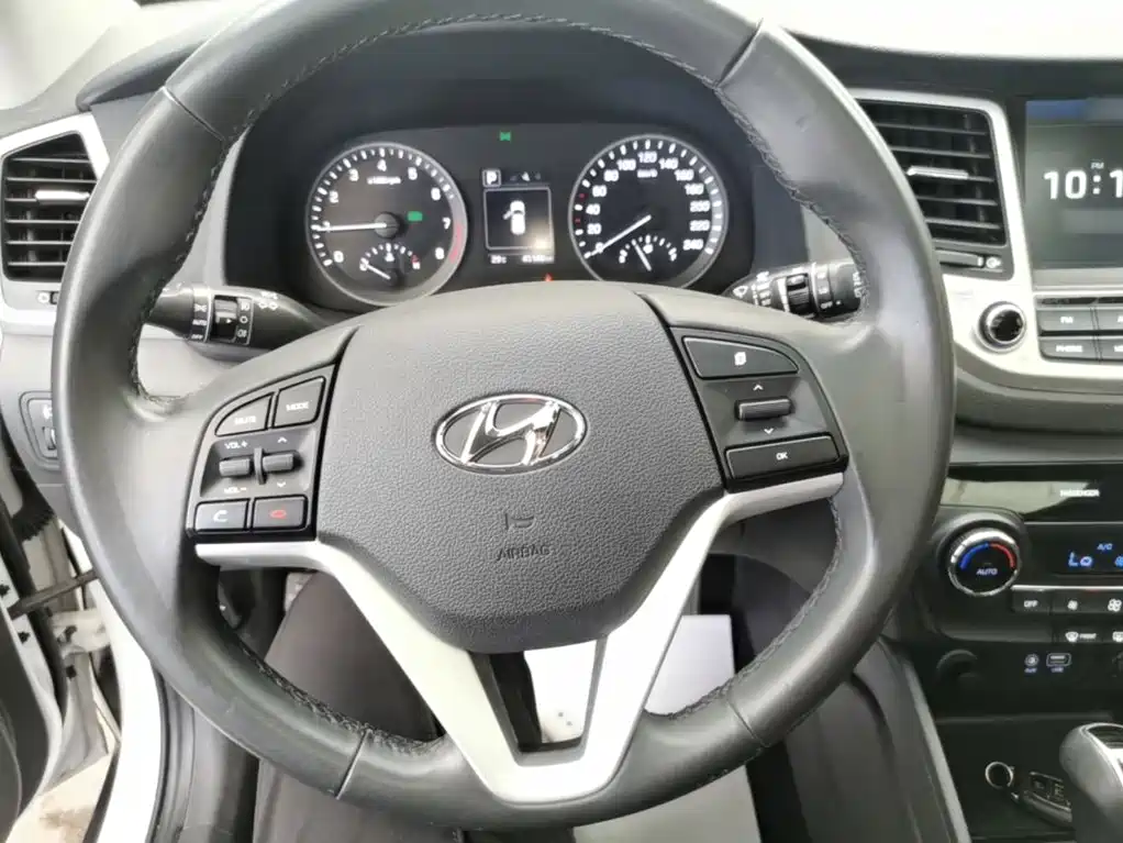Hyundai Tucson 2018 — фото 11
