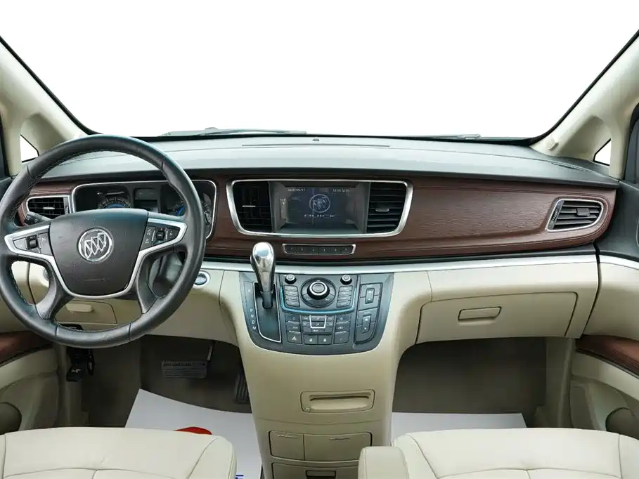 Buick GL8 2014 — фото 13