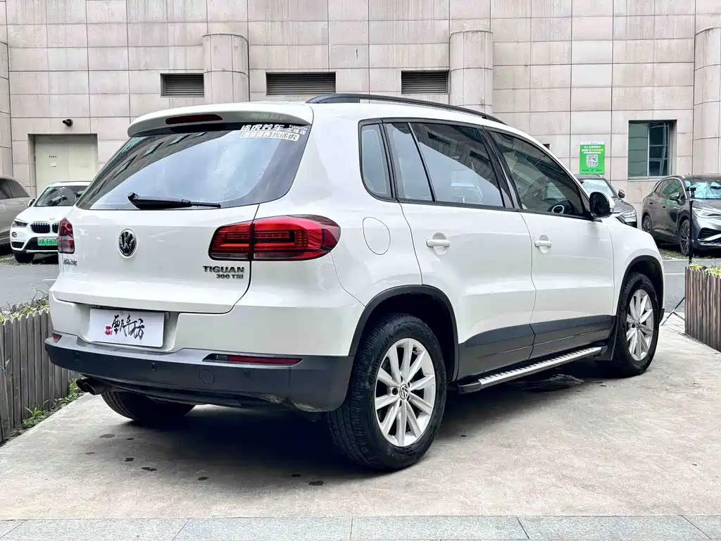 Volkswagen Tiguan 2017 — фото 3