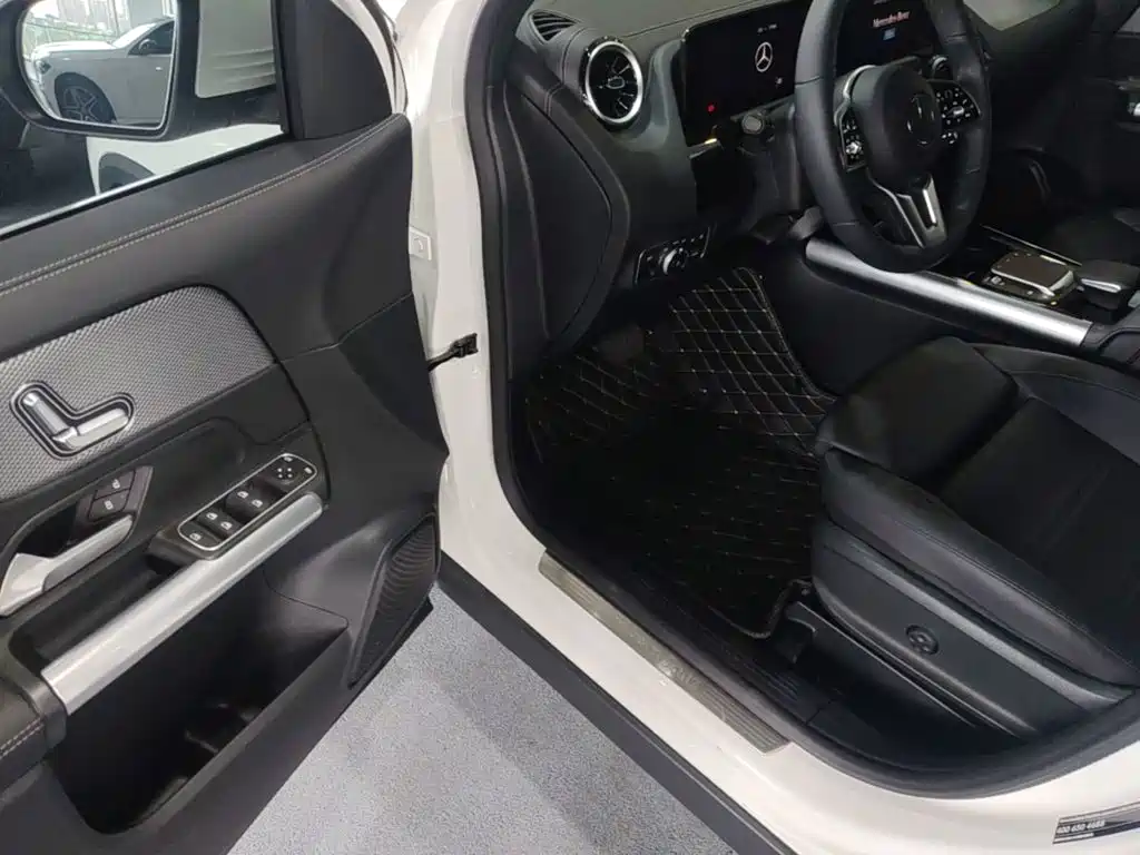 Mercedes-Benz GLA 2024 — фото 16