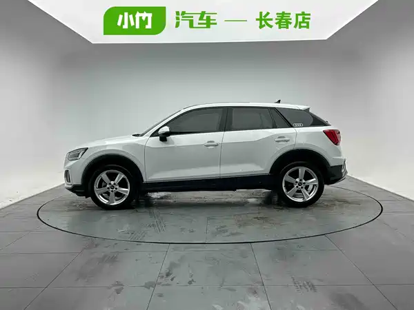 Audi Q2L 2022