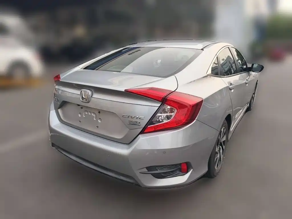 Honda Civic 2016 — фото 12
