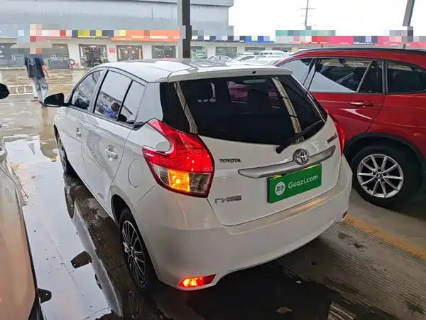 Toyota Yaris L 2016