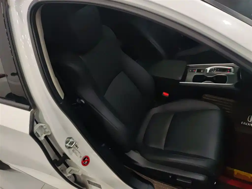 Honda Accord 2021 — фото 25