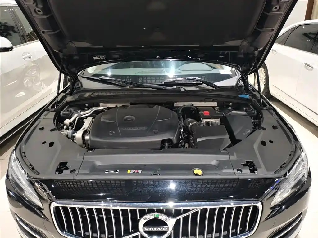 Volvo S90 2020 — фото 10