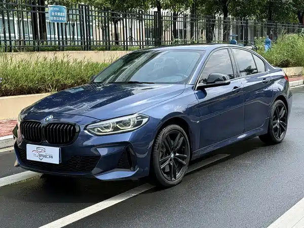 BMW 1 Series 2021