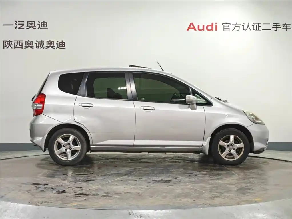 Honda Fit 2007 — фото 3