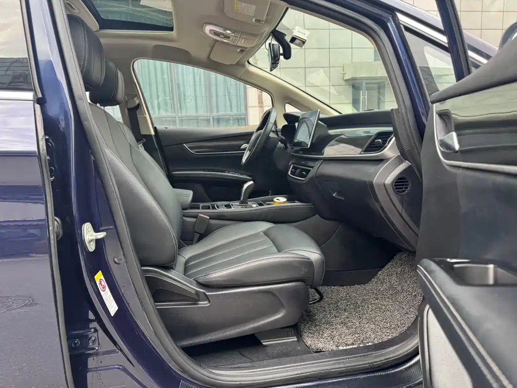 BYD MAX 2020 — фото 10