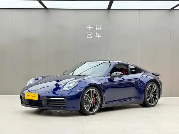 Porsche 911 2021