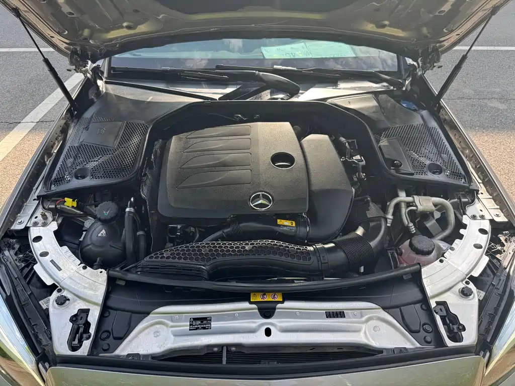 Mercedes-Benz C-Class 2019 — фото 16