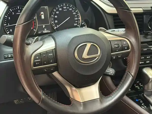 Lexus RX 2021