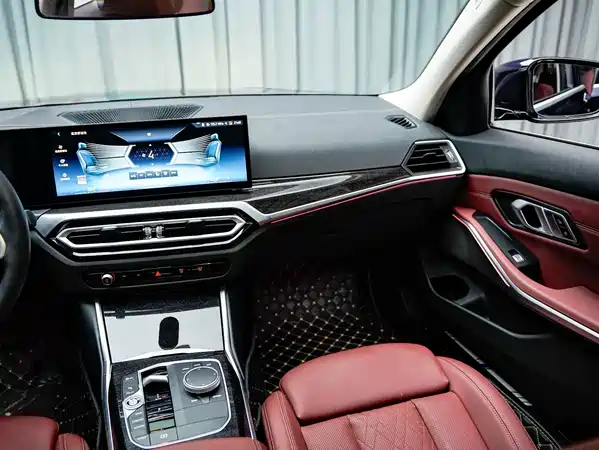 BMW 3 Series 2024