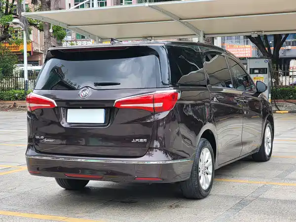 Buick GL8 2018