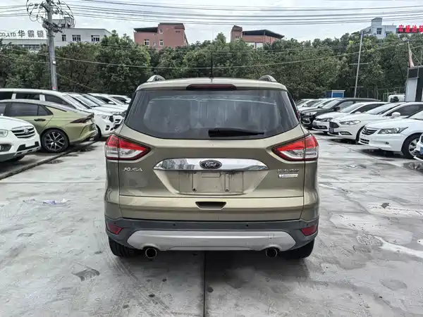 Ford Kuga 2014