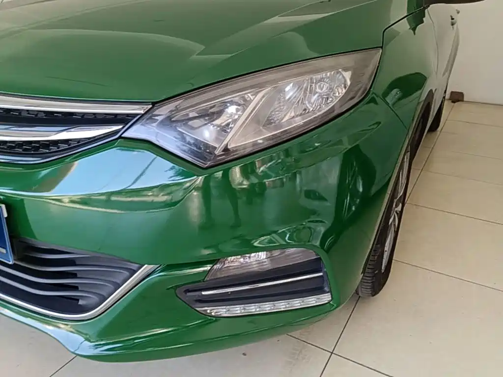 Changan Eado XT 2016 — фото 24