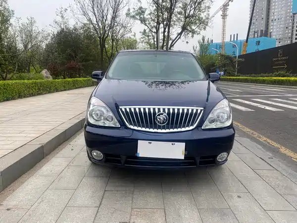 Buick GL8 2013