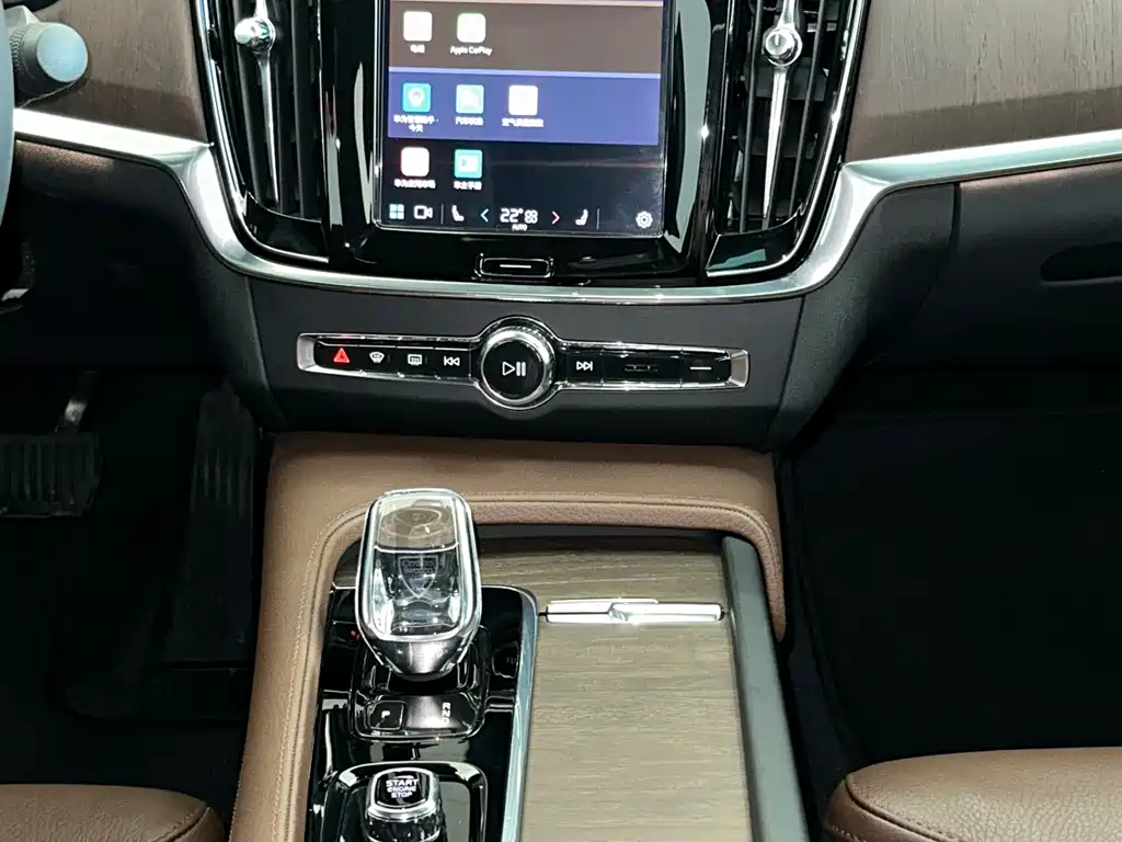 Volvo S90 2022 — фото 17