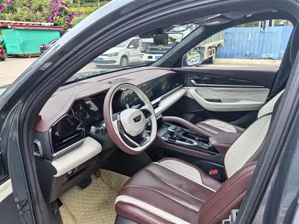 Geely Xingyue L 2023