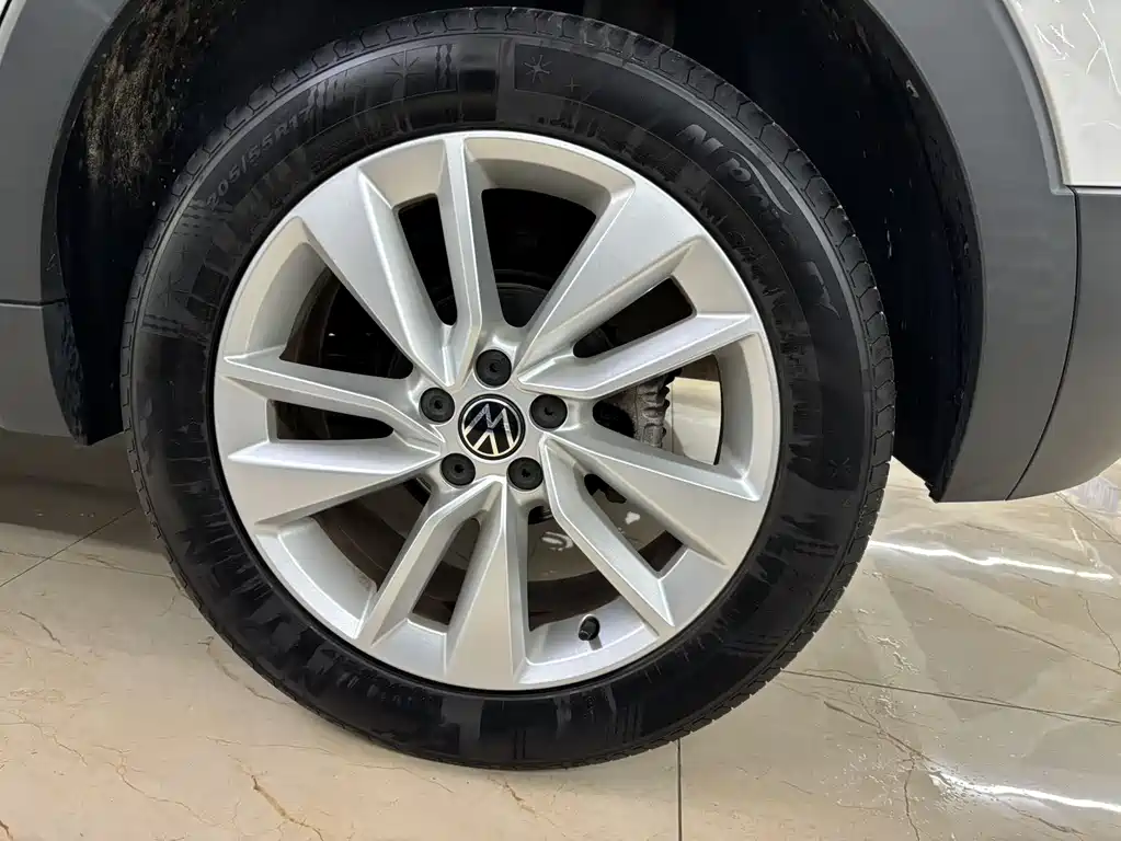 Volkswagen T-Cross 2021 — фото 23