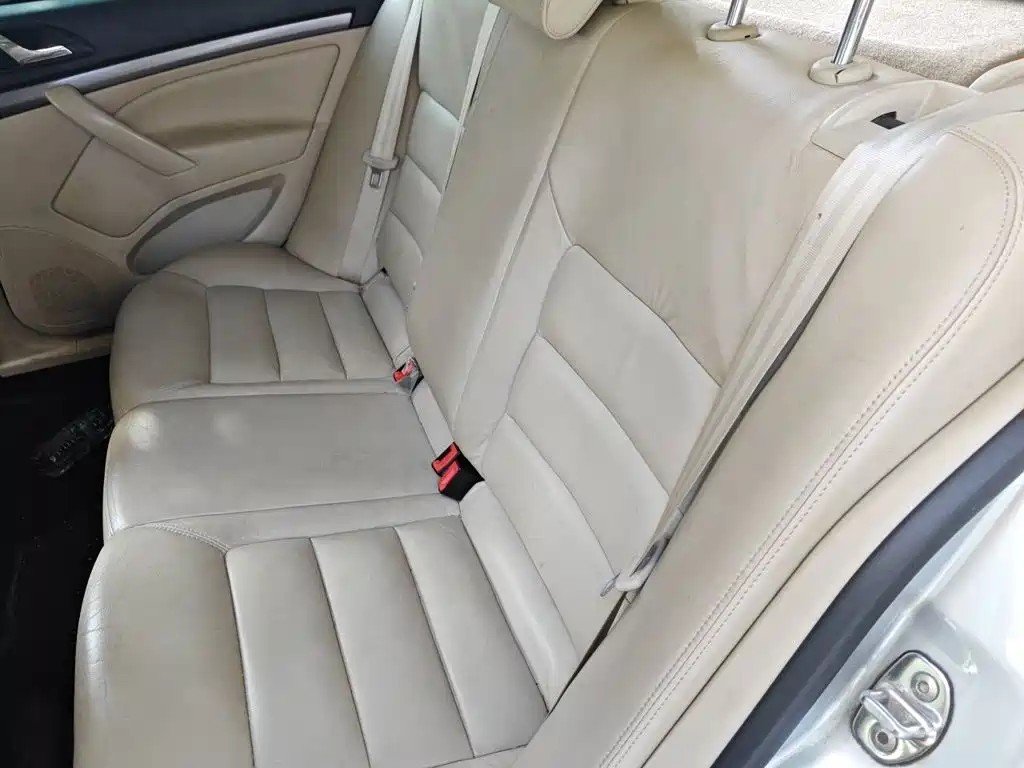 Skoda Octavia 2015 — фото 14