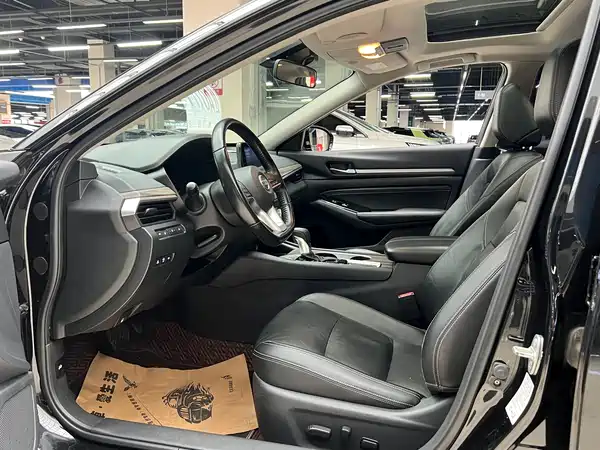 Nissan Teana 2020