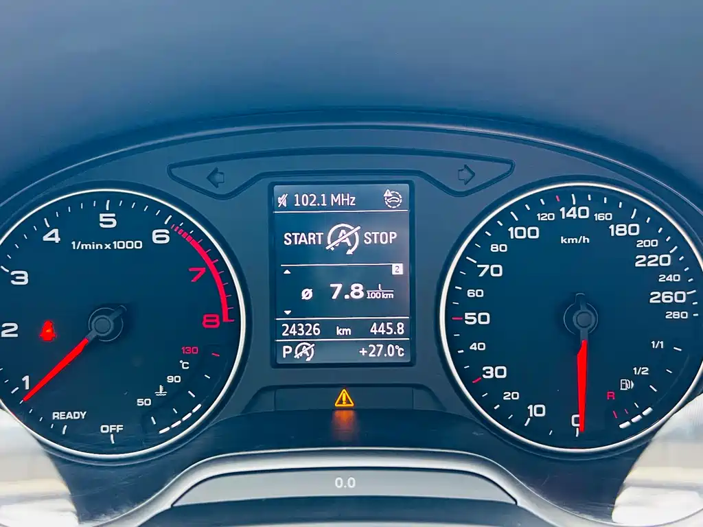 Audi Q2L 2023