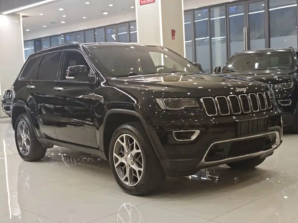Jeep Grand Cherokee 2021 — фото 3