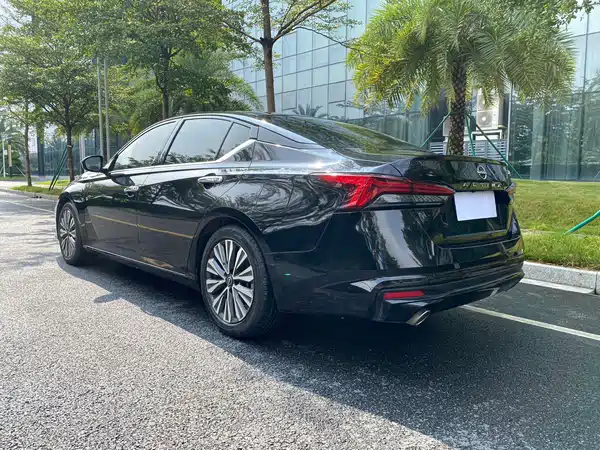 Nissan Teana 2023