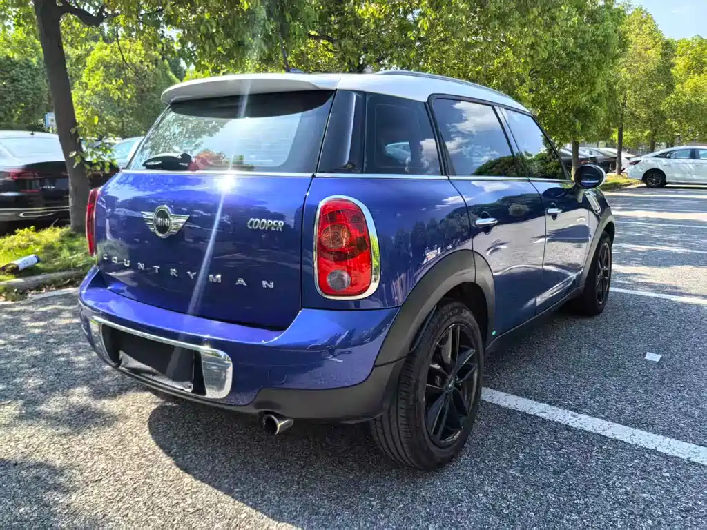 MINI Countryman 2016 — фото 12