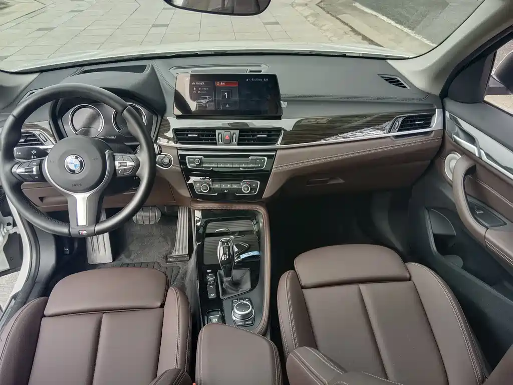 BMW X1 2021 — фото 11