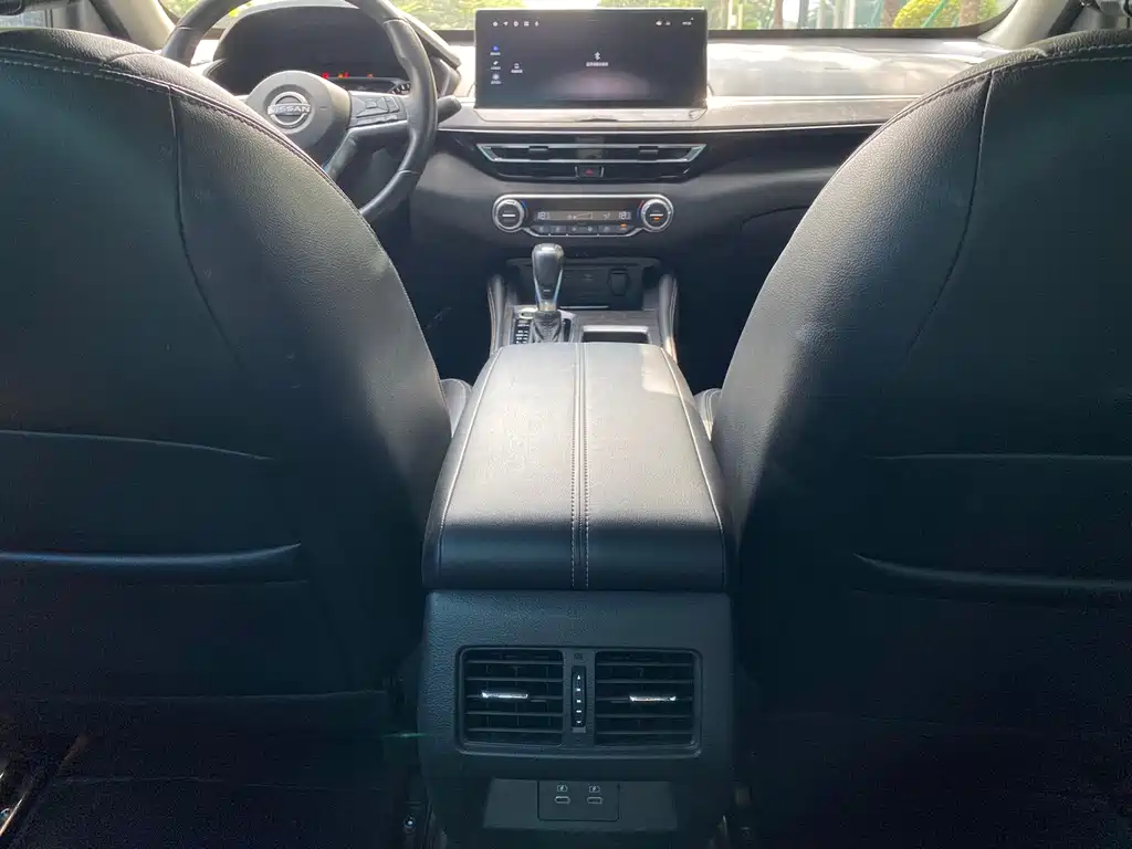 Nissan Teana 2023 — фото 17