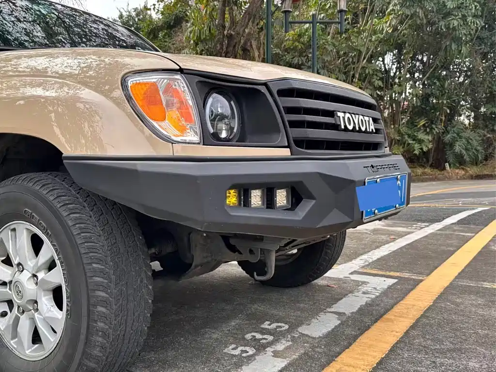 Toyota Land Cruiser 2005 — фото 3