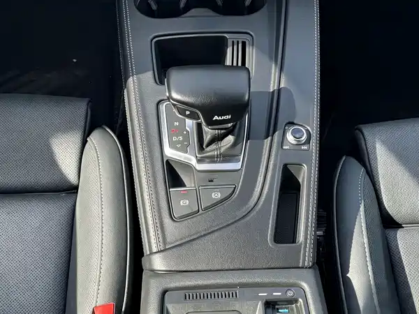 Audi A4L 2023
