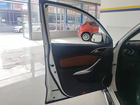 BYD Song 2016