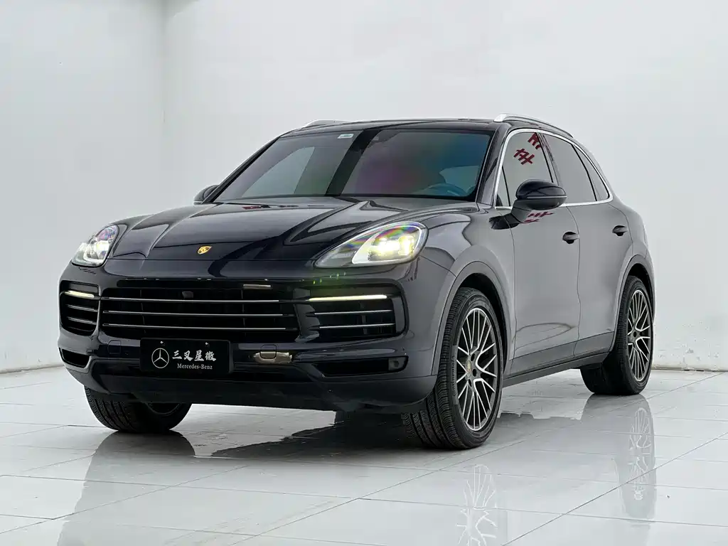 Porsche Cayenne 2020 — фото 1