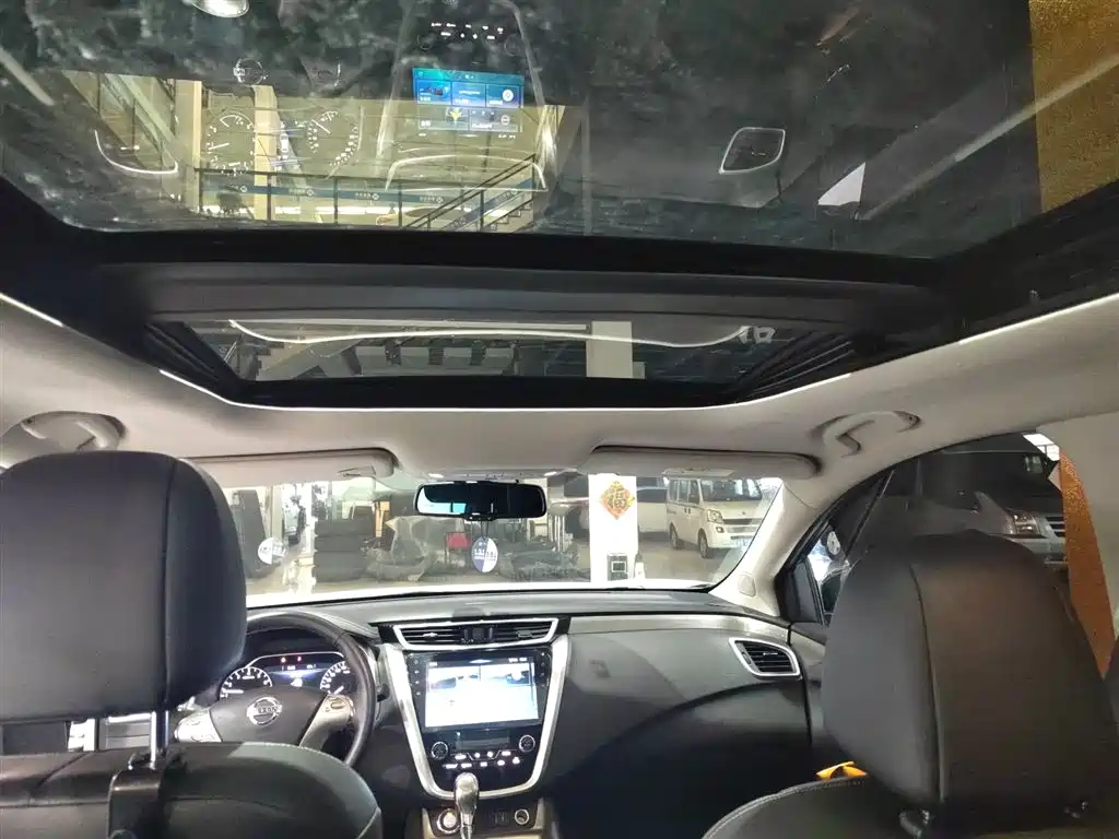 Nissan Murano 2019 — фото 18
