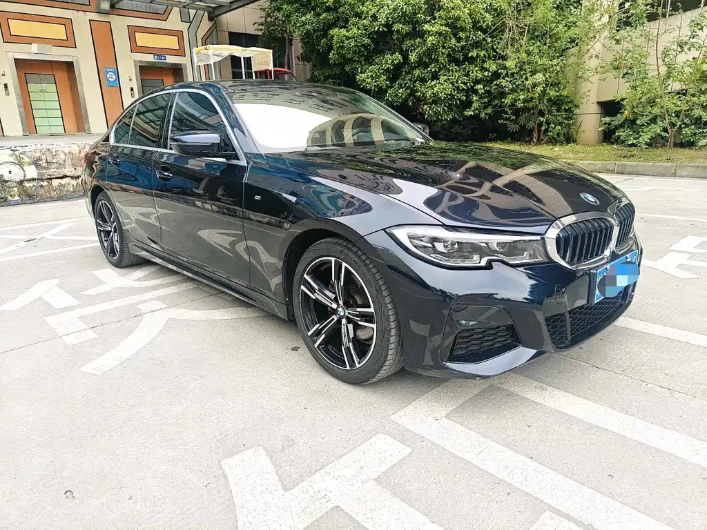 BMW 3 Series 2022 — фото 12