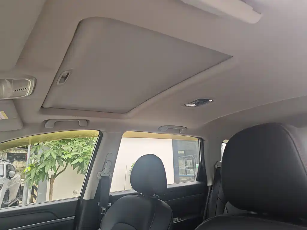 Haval H6 2015 — фото 14