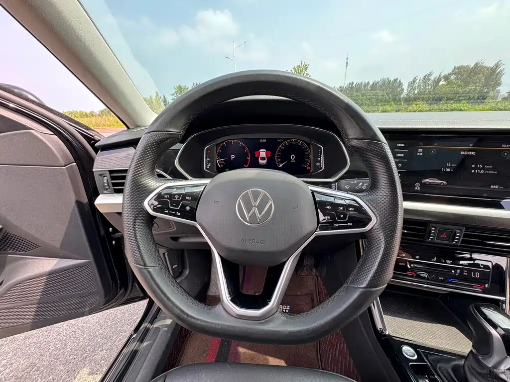 Volkswagen Passat 2023 — фото 14