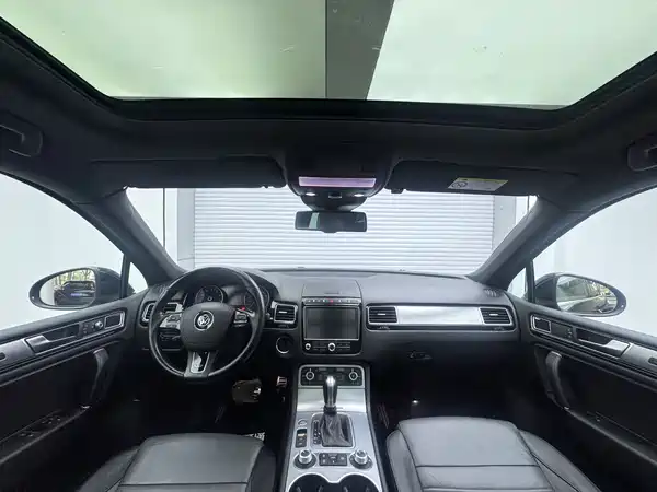 Volkswagen Touareg 2016