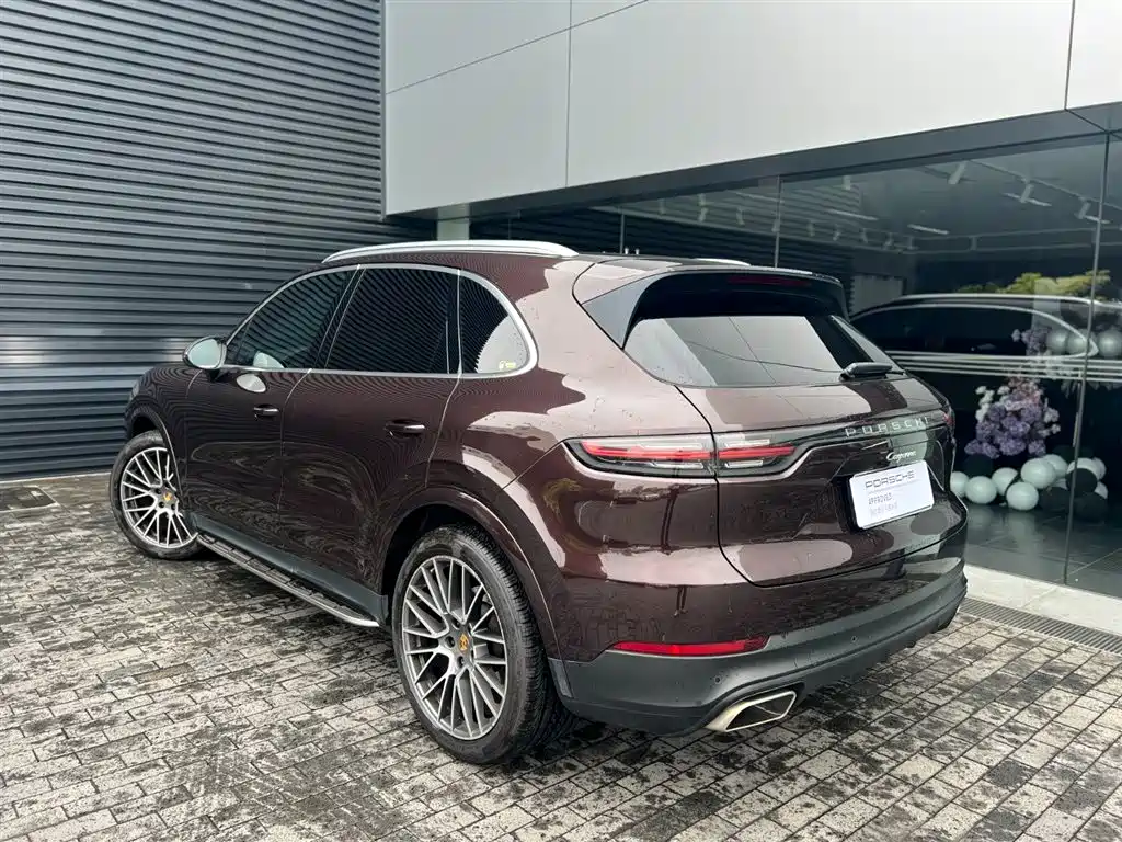 Porsche Cayenne 2020 — фото 4