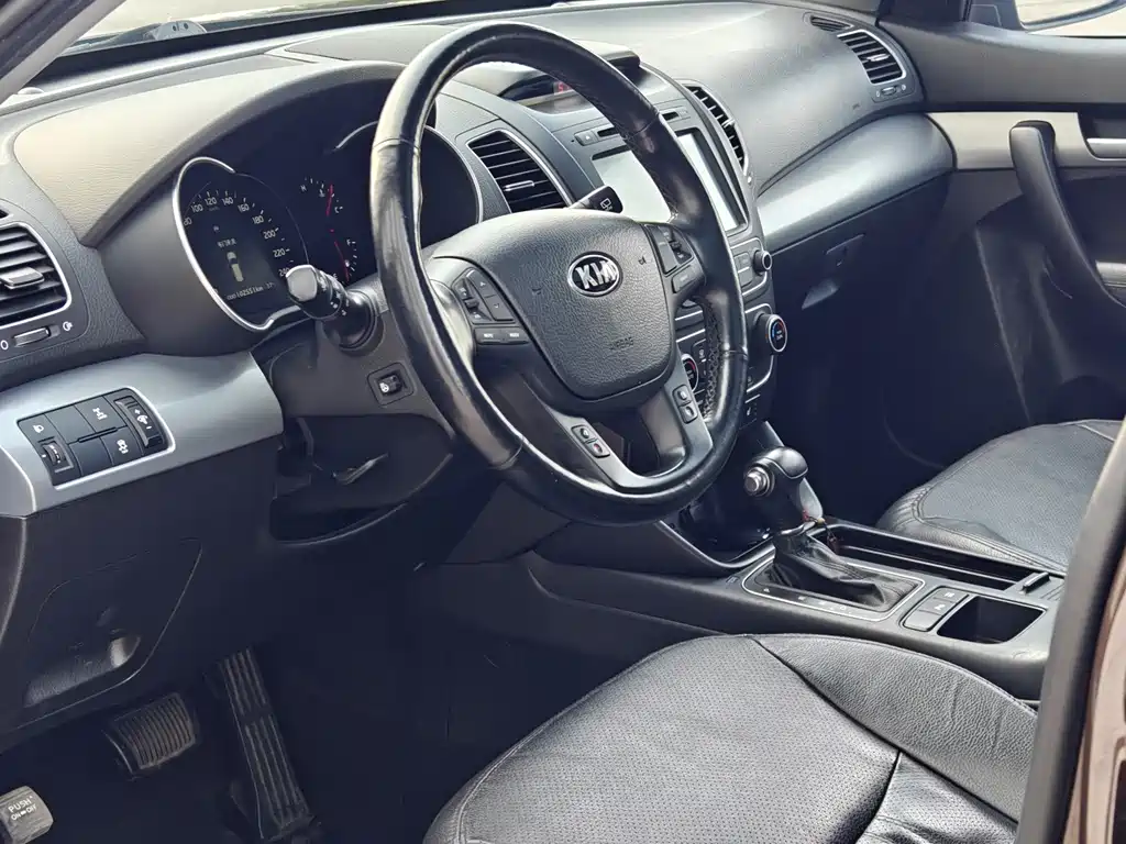 Kia Sorento 2014 — фото 12