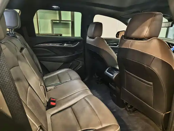Buick Enclave 2021
