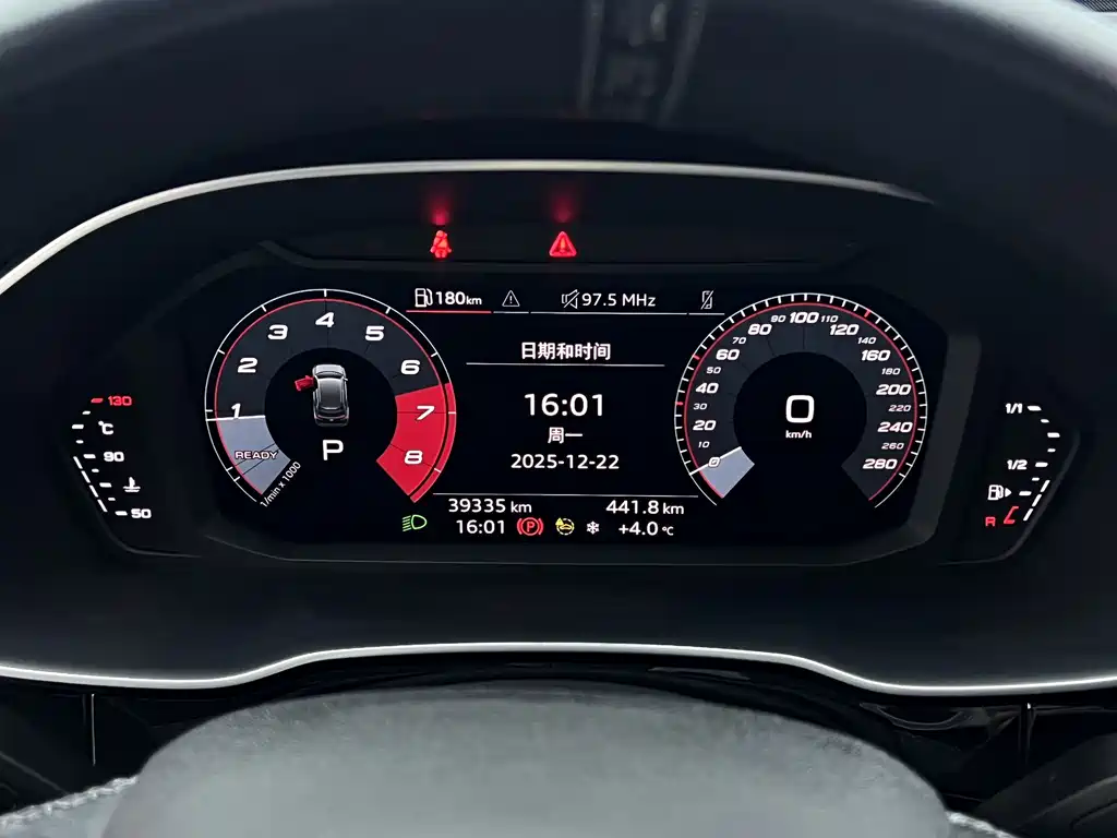 Audi Q3 2022 — фото 16