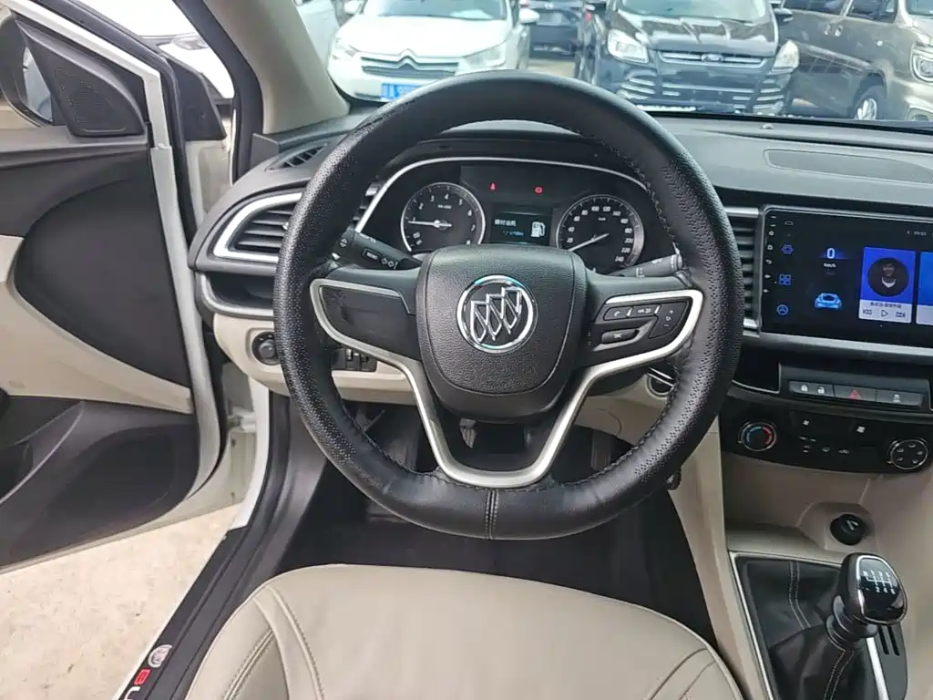 Buick Excelle 2020 — фото 11
