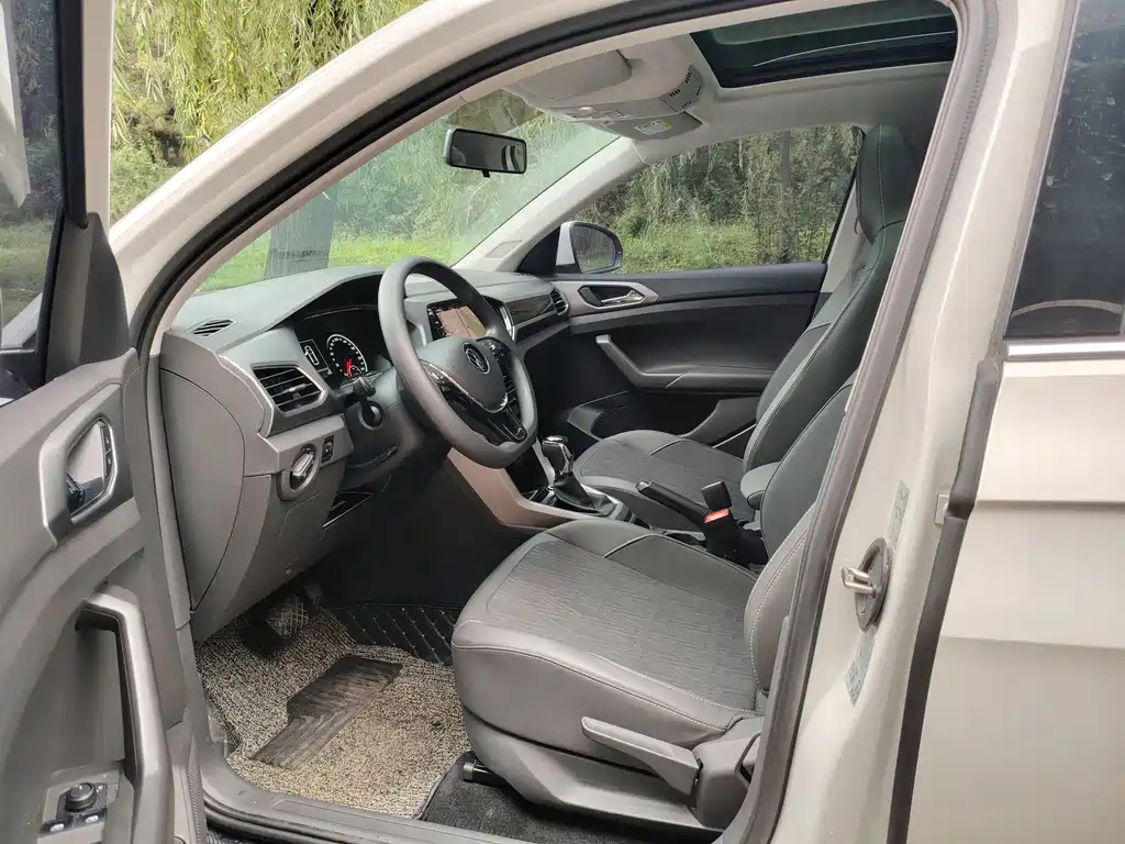 Volkswagen T-Cross 2021