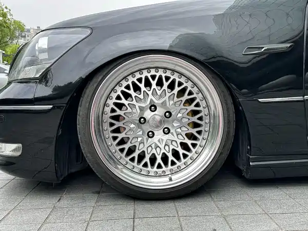 Lexus LS 2005