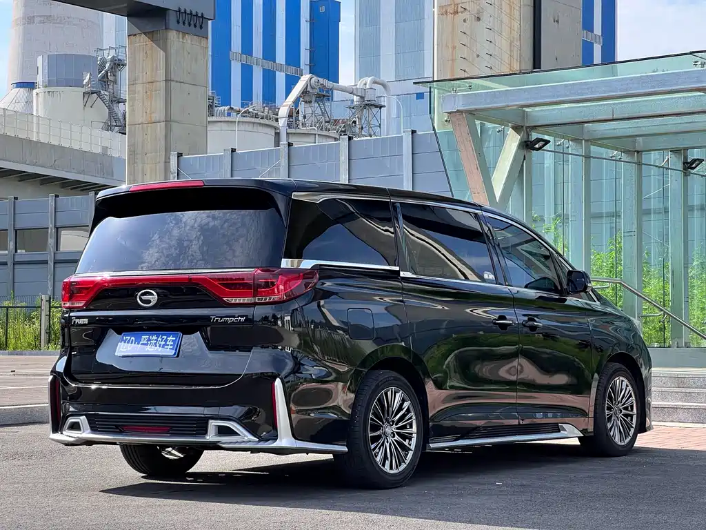 GAC Trumpchi M8 2019 — фото 4